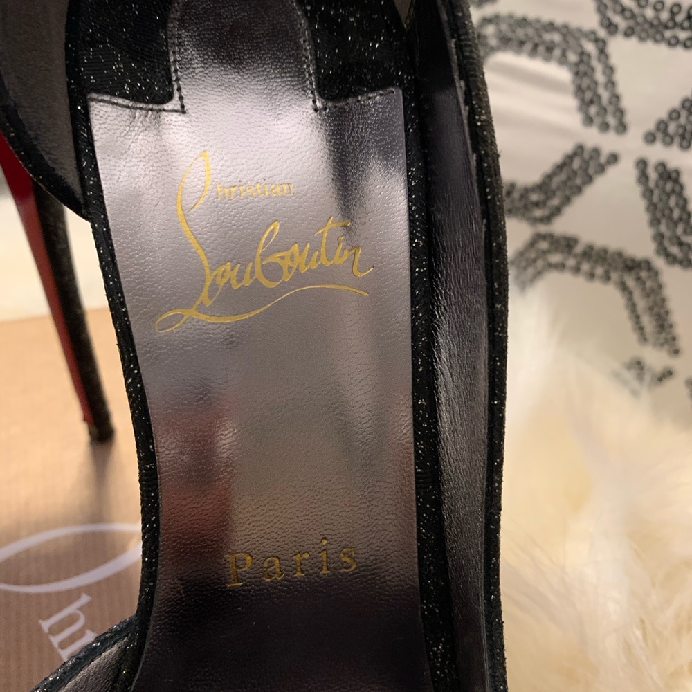 authentic Christian Louboutin size 40. Box,dust bag included excellent condition - Picture 6 of 11